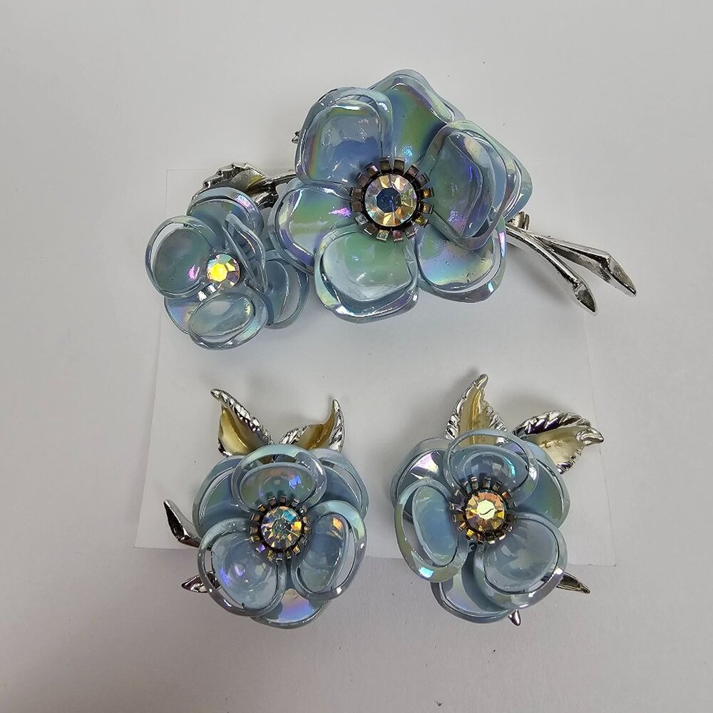 Vintage Blue Floral Brooch Set